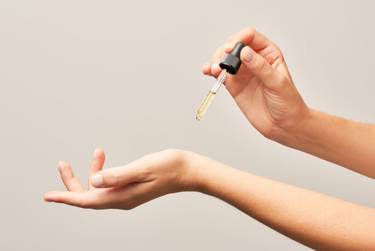 Hydrating Hand Sanitizer: The Ultimate Guide to Moisturizing, Barrier-Supportive Luxury Hand Care